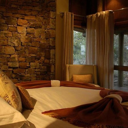 Buffalo Ridge Safari Lodge Madikwe Wildreservaat Buitenkant foto