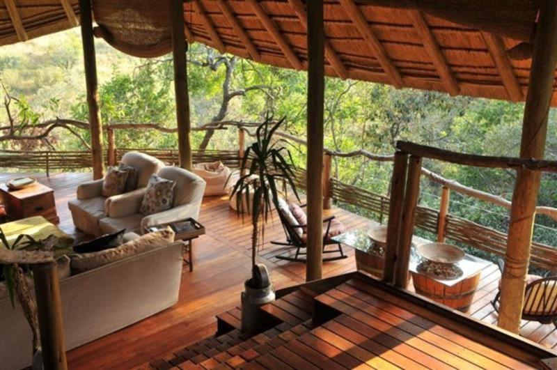 Buffalo Ridge Safari Lodge Madikwe Wildreservaat Buitenkant foto