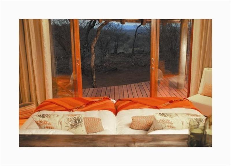 Buffalo Ridge Safari Lodge Madikwe Wildreservaat Buitenkant foto